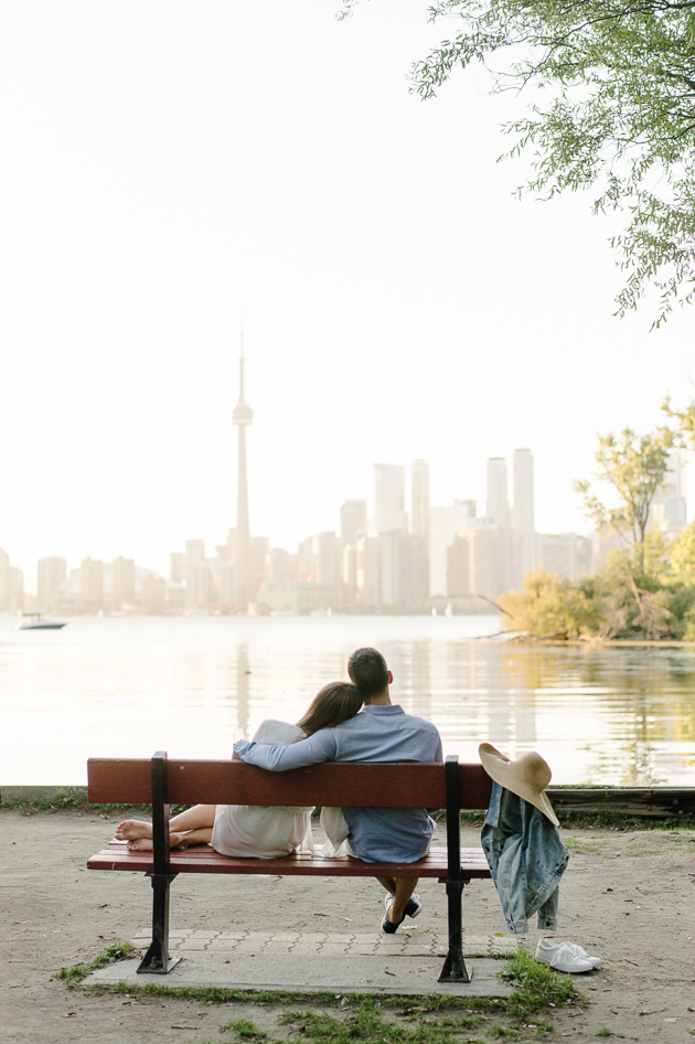Engagement photographer tips for the newly engaged